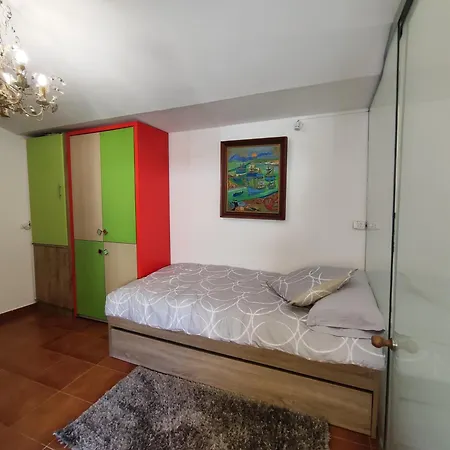 A Casina Do Rio * Neda